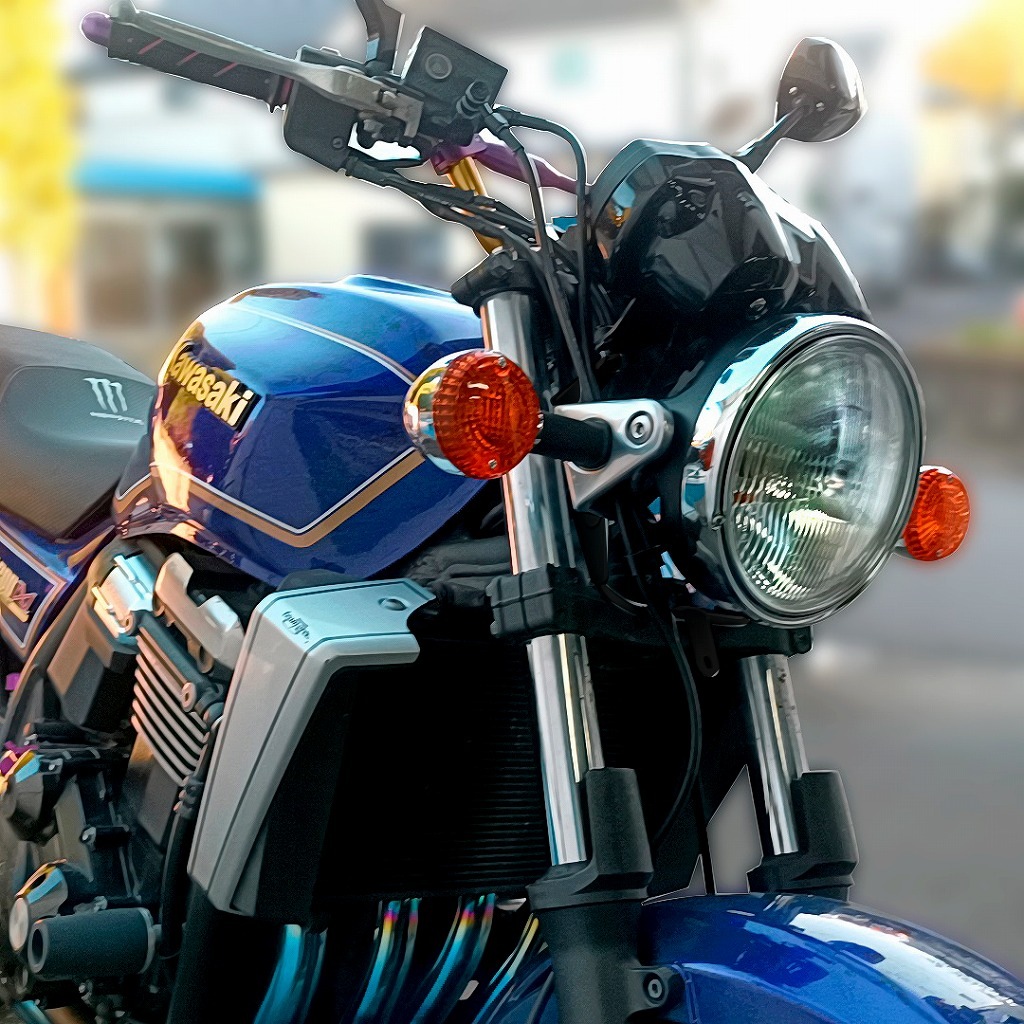 送料込み！未使用 FRP製 Kawasaki ZRX1200R ライトルーバー