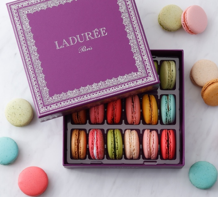 ナポレオン・ヴィオレ マカロン18個入り ｜ラデュレ｜マカロン発祥の