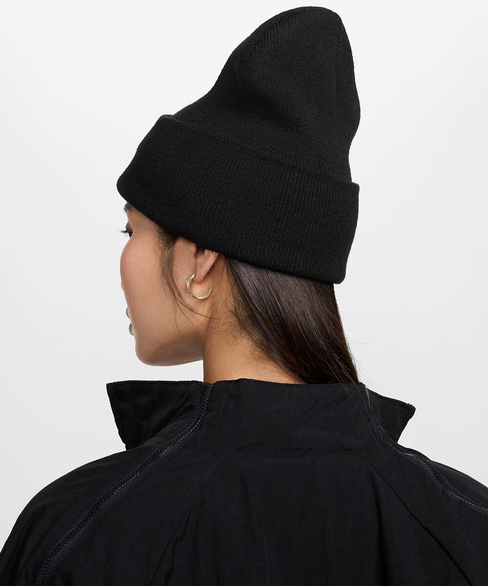 NIKE Peak Futura Beanie BLACK ビーニー HF0186-010 【50%オフ】の