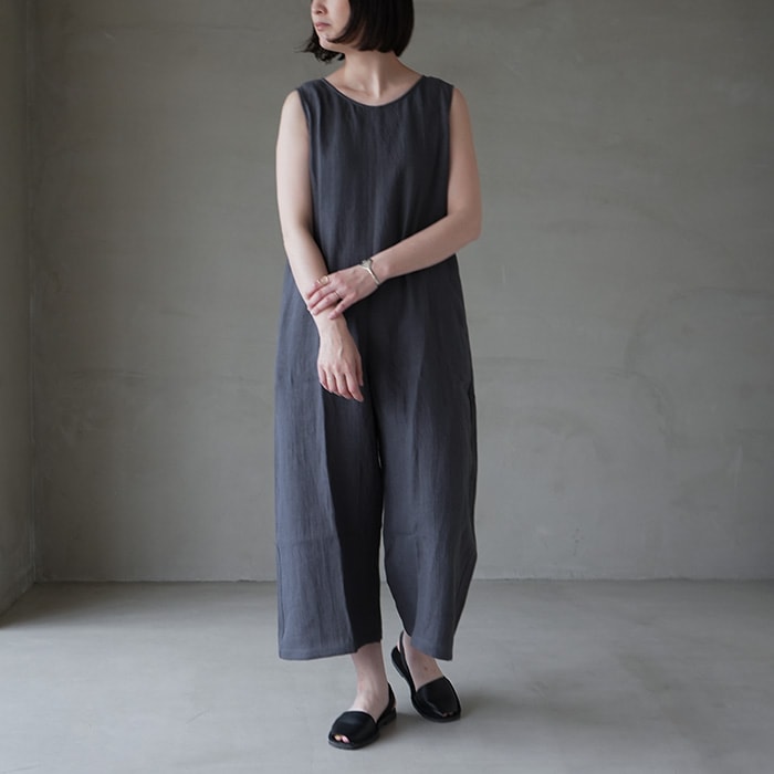 □(e231t219) / evam eva (エヴァムエヴァ) /linen all-in-one(リネン