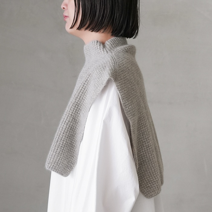 □（e243g203) / evam eva(エヴァムエヴァ) /wool fox snood (ウール