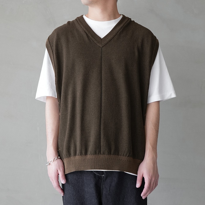 50%OFF】(ysk-25ss-kn09) / YASHIKI(ヤシキ) /Yozora V-neck Vest(夜空