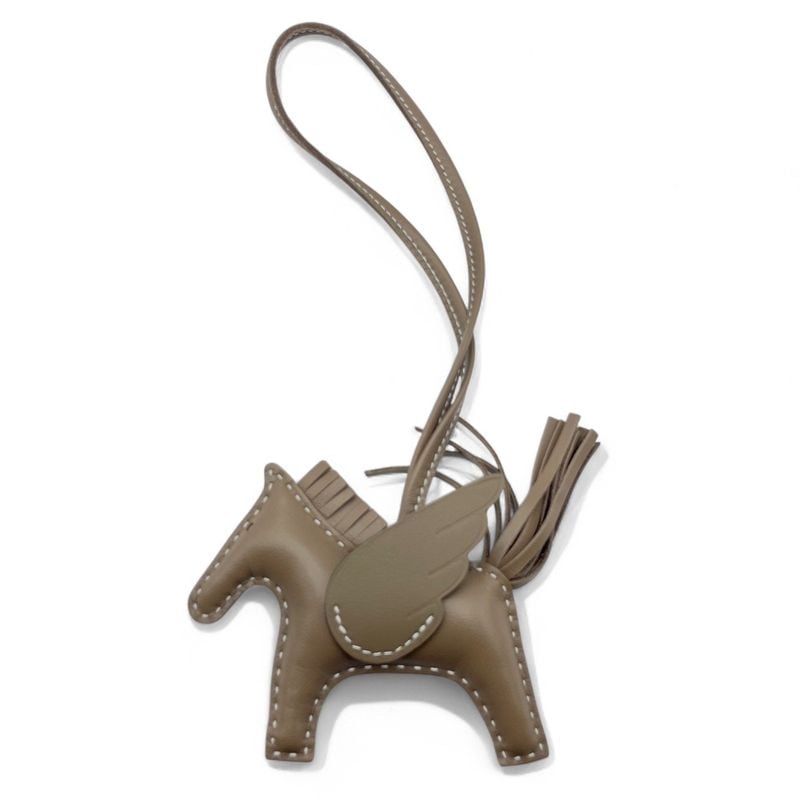 エルメス ペガサスチャーム PM エトゥープ K刻印 - ブランド品専門店