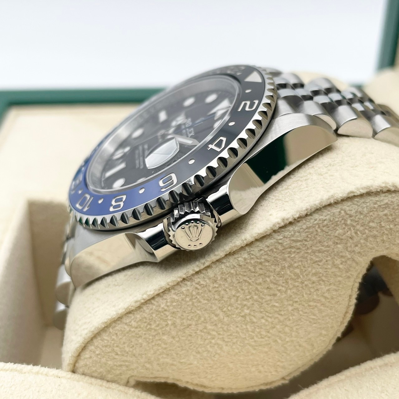 ロレックス GMTマスターII 126710BLNR ジュビリーブレスレット