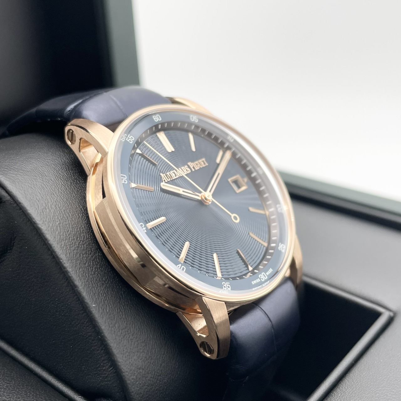 オーデマピゲ CODE 11.59 バイ オーデマ ピゲオートマティック 77410OR