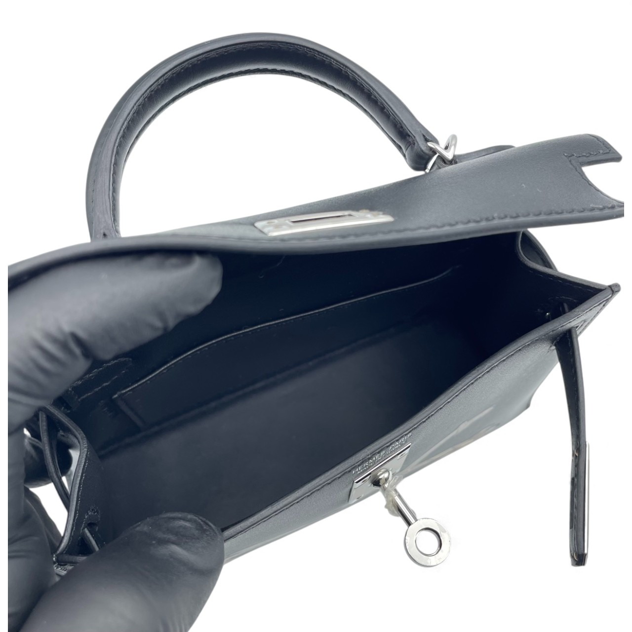 エルメス ミニケリー シュヴァル・ド・ボワ ノワール タデラクト