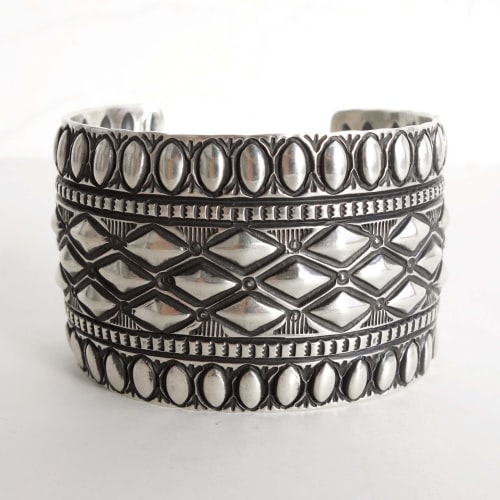 Darryl Becentiダリルビセンティのインディアンジュエリー｜マライカ