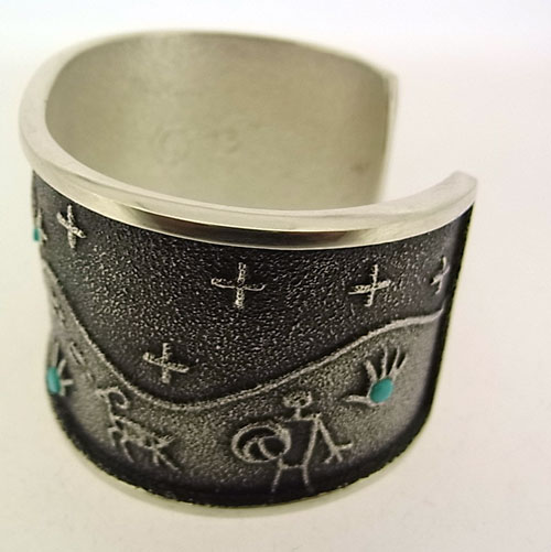 142mm ダリルビゲイ トゥファキャスト バングル｜マライカ公式通販