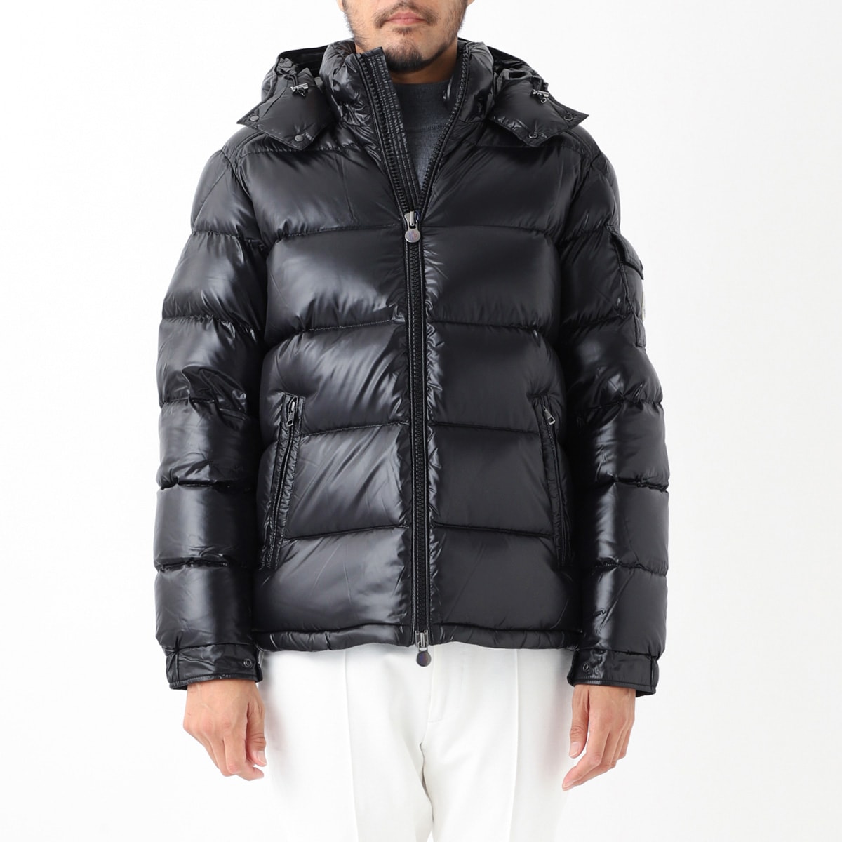 アウトレット】MONCLER モンクレール フード付き ダウンジャケット