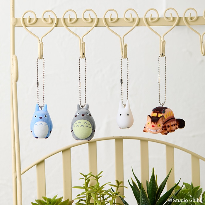 となりのトトロ フロッキングキーチェーン 中トトロ|【ぬいぐるみの