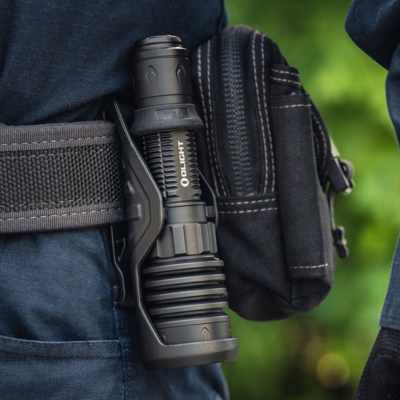 OLIGHT(オーライト) WARRIOR X 4 led タクティカルライト充電式 2600