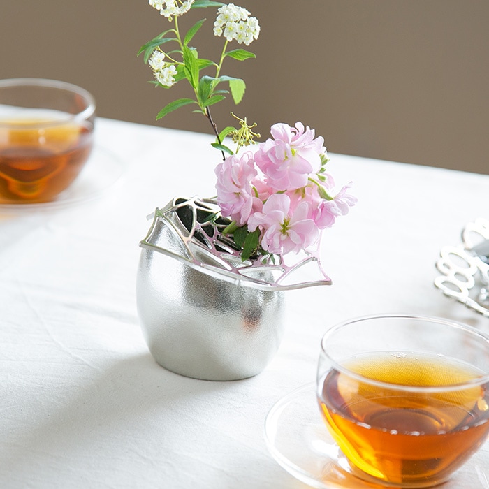 フラワーベース - suzu - ようなし｜錫製雑貨・酒器の通販は能作