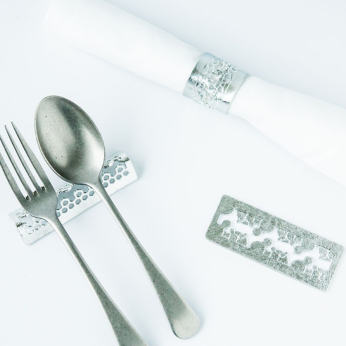 カトラリーレスト - 吉祥紋 - 3ヶ入 ｜錫製雑貨・酒器の通販は能作