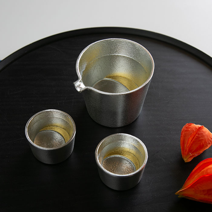 月の酒器 - 金箔セット｜錫製雑貨・酒器の通販は能作オンライン