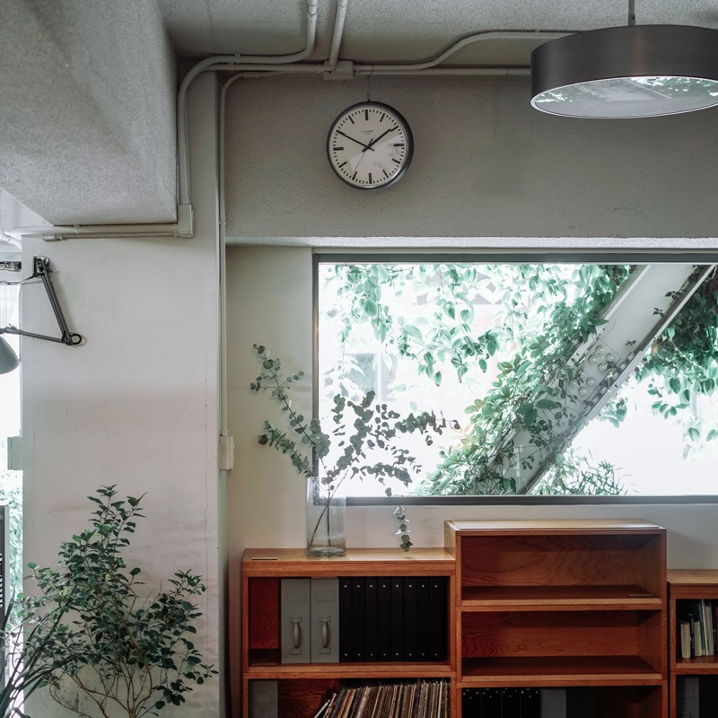 E.A.COMBS WALL CLOCK, Bar (S) φ315 Pewter Grey | Home accessory