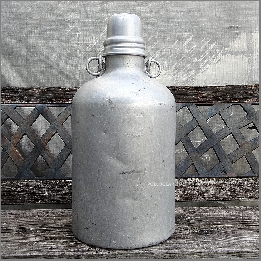 グランテトラ　90年代　０.２５Ｌ　水筒　チタンマグカップ　2点セット TITAN MANIA（チタンマニア） 水筒 ボトルマグ チタン製 M 600ml 軽量