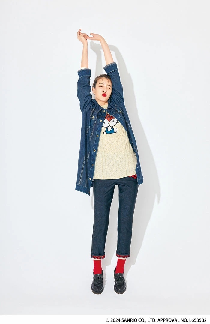 ワコールカルソン Wacoal ハローキティコラボ ニット風Tシャツ (M