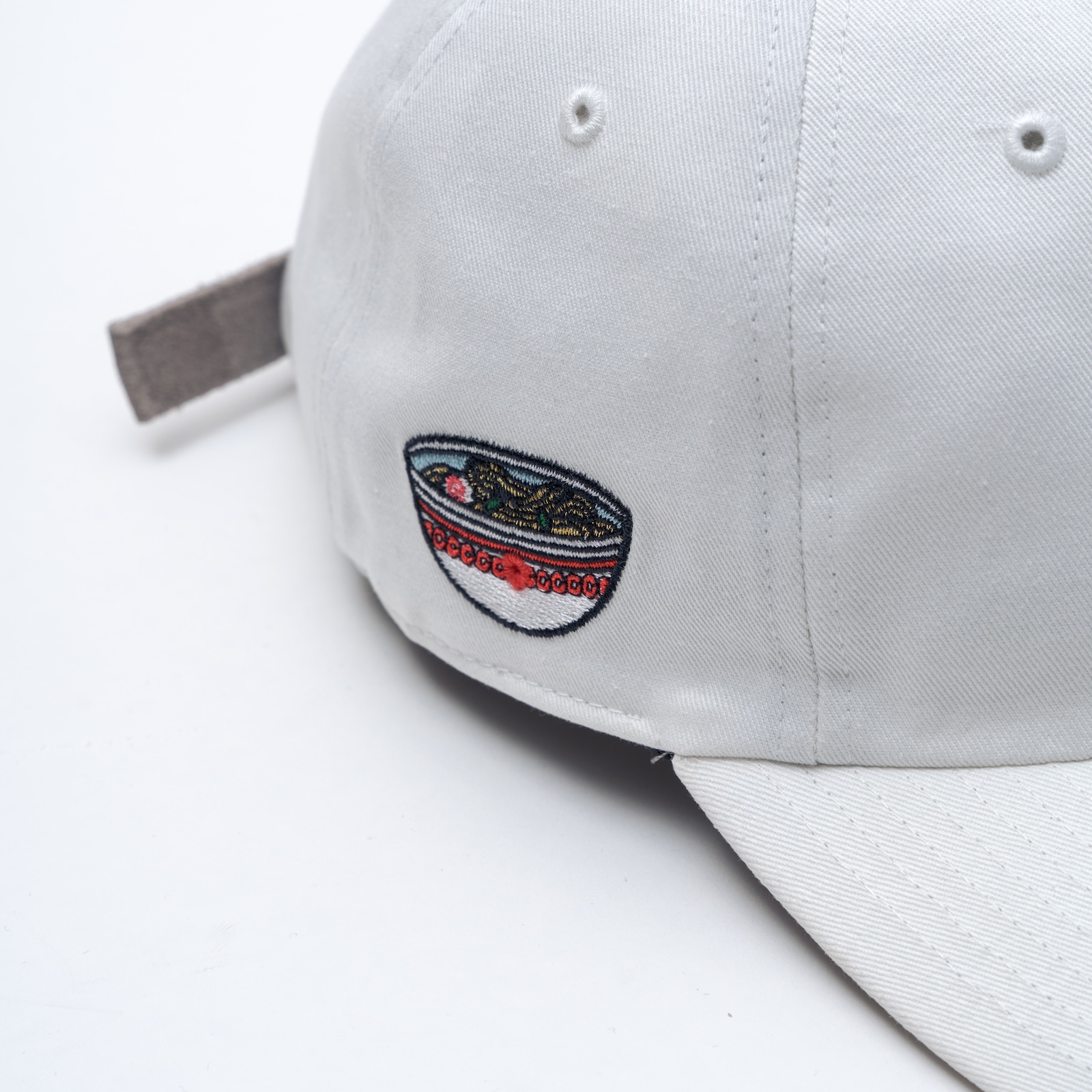 47/フォーティーセブン」TOKYO HOT RAMEN CLEAN UP MF White | CAP