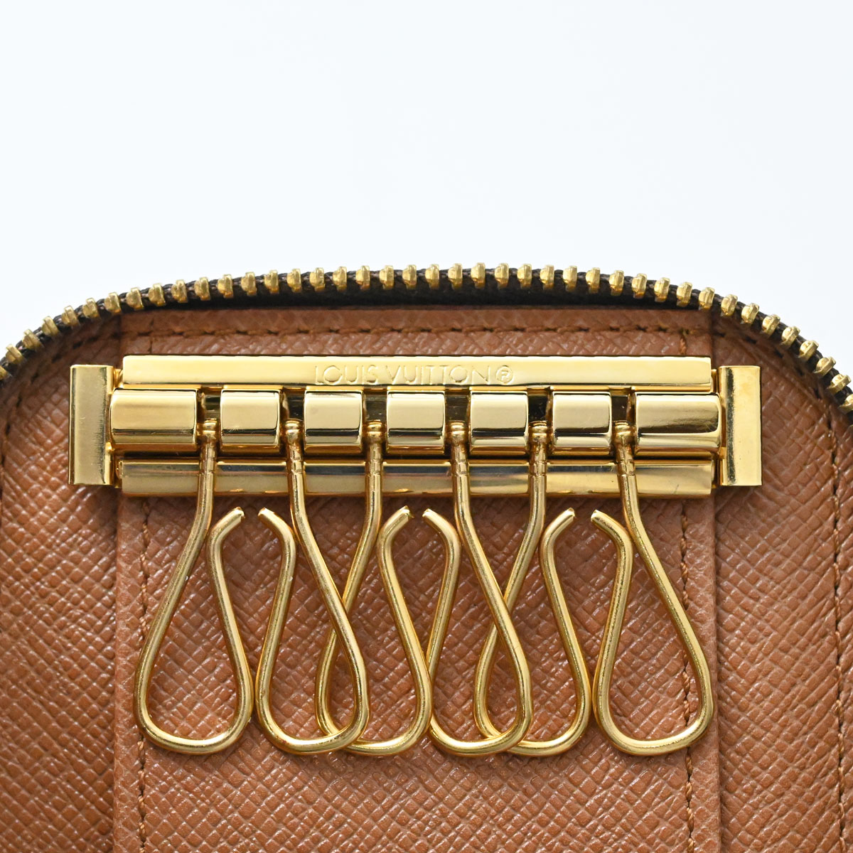 ルイヴィトン LOUIS VUITTON モノグラム ポシェット6クレ ラウンド