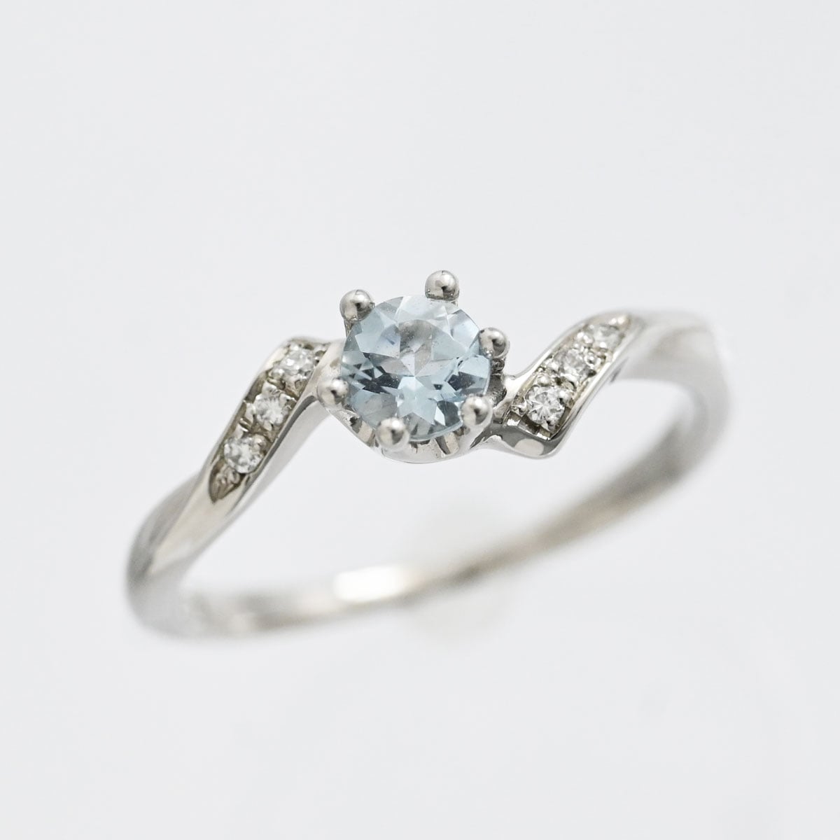 4℃ PT950 プラチナ アクアマリン ダイヤ リング 9号 レディース 3399