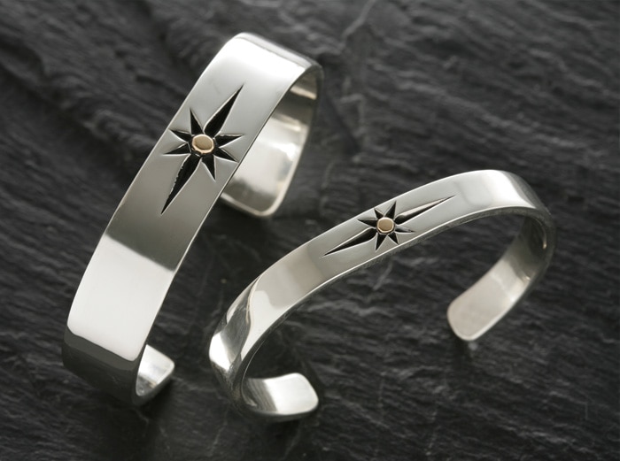 BIG HAND SUNバングル【ワイド・スリム】207-000（29・97）