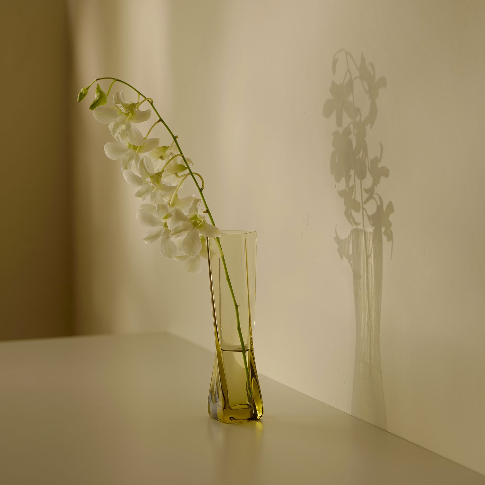 美品 希少！レア バカラ フラワー ベース 花瓶 リージェンお花の綺麗な