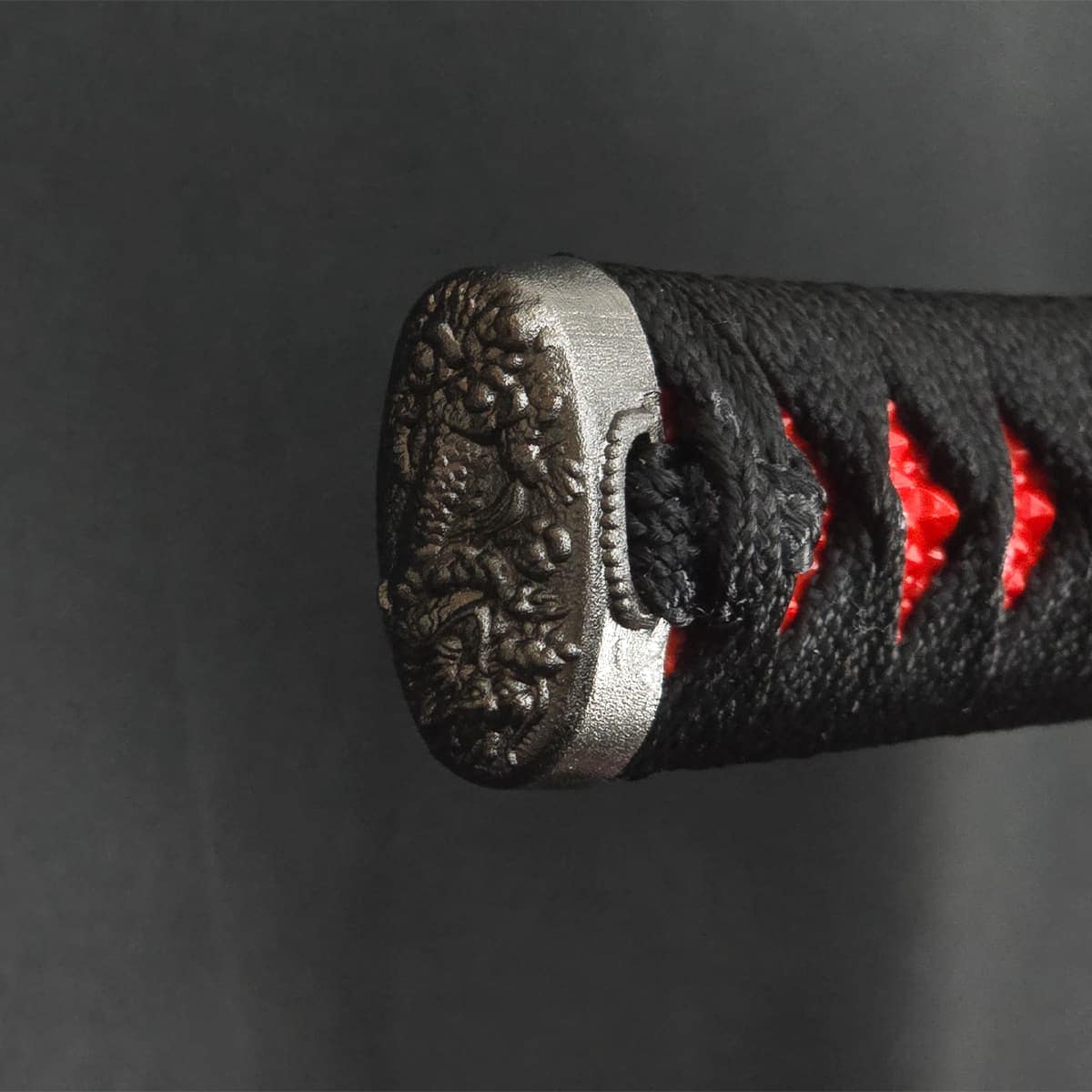 黒斬剣 卍鍔 樋入り黒塗り刀身 模造刀 ｜【公式】模造刀・居合刀の専門