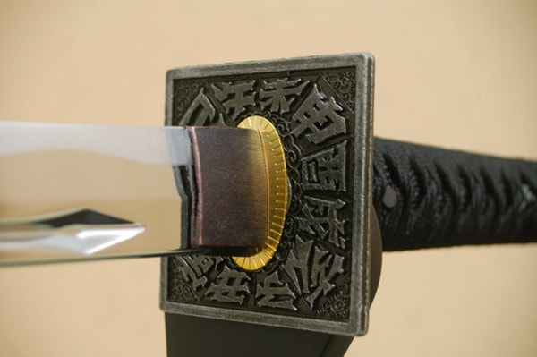 忍者刀 龍彫刀身 模造刀｜【公式】模造刀・居合刀の専門店「忍屋」