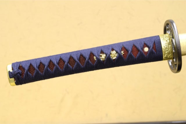 前田慶次拵え 孫六兼元作 亜鉛合金刀身 刀袋付 高級模造刀｜【公式