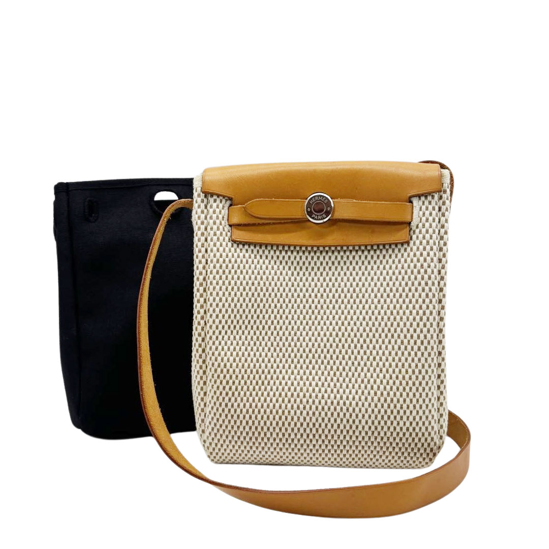 HERMES エルメス スカーフ カレ55 『PARIS QUI ROULE BAMDANA(車輪で