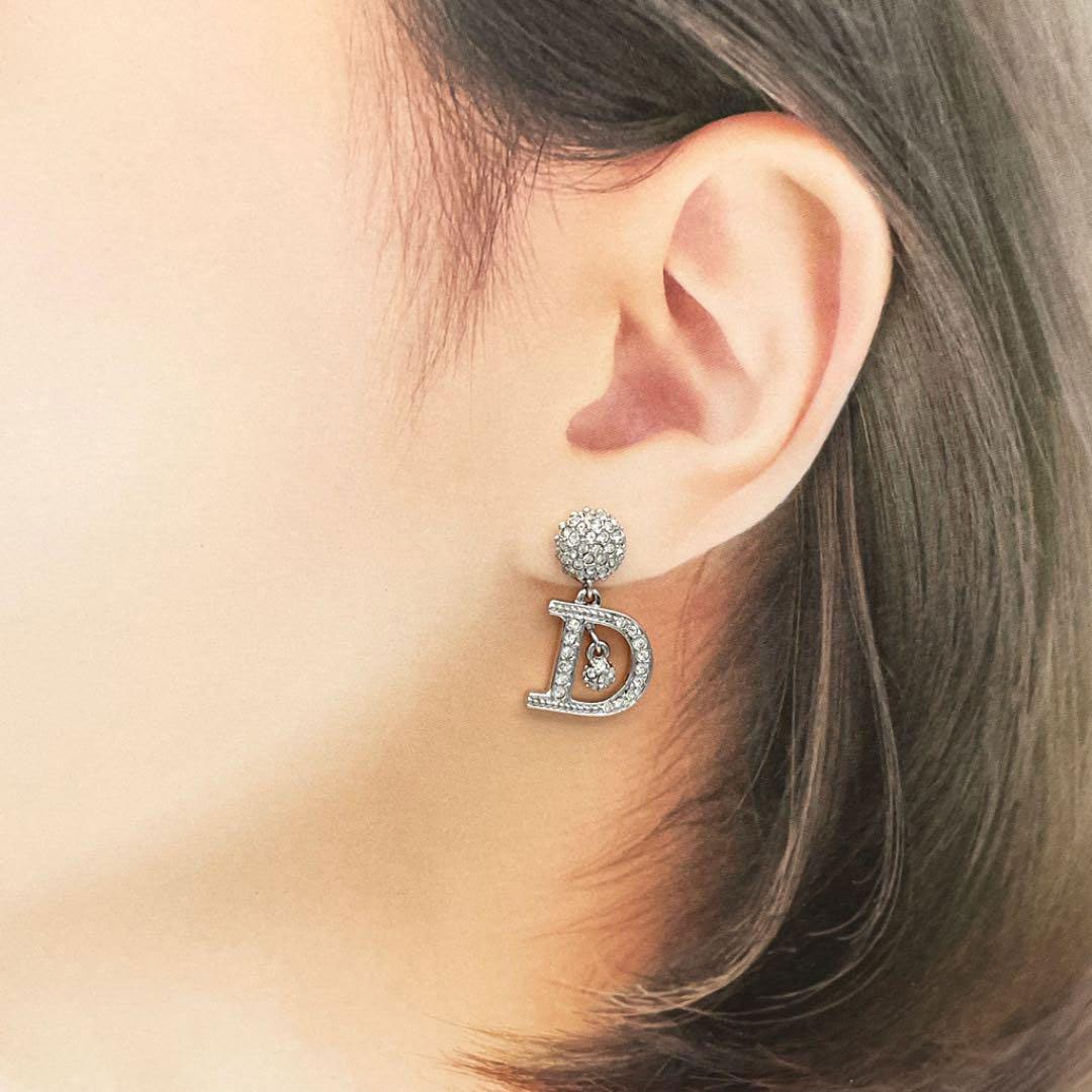 Christian Dior クリスチャンディオール ピアス Dロゴ ラインストーン