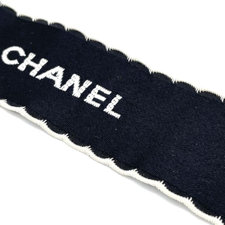 CHANEL シャネル リボンブローチ サテン ブラック ホワイト