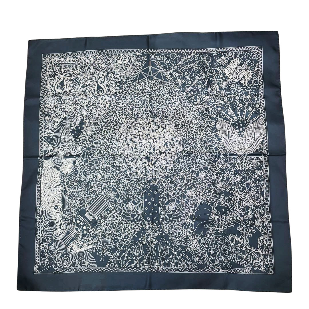 HERMES エルメス スカーフ カレ90 『AXIS MUNDI(世界の中心軸