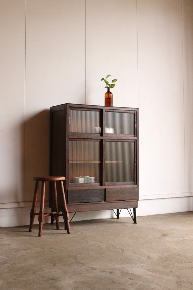 引戸棚/水屋箪笥,ガラス引戸棚 | 古家具古道具 そうすけ