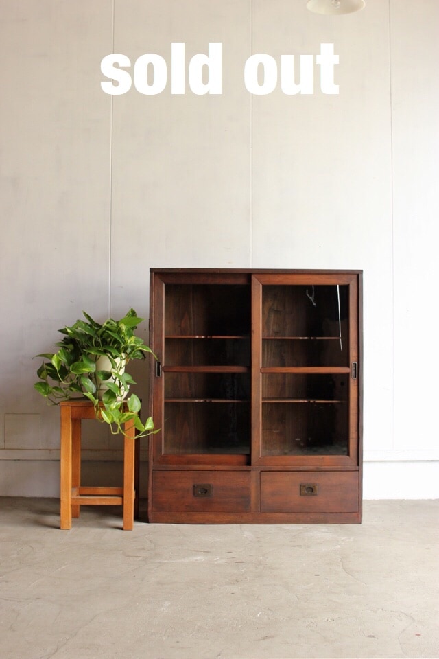 ゆらゆらガラスの引戸棚 | 全ての商品 - 古家具古道具 そうすけ