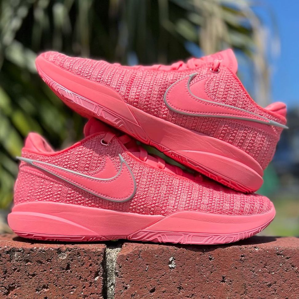 NIKE LEBRON XX 'PINK DIAMOND' ナイキ レブロン 20 【MEN'S】 pink