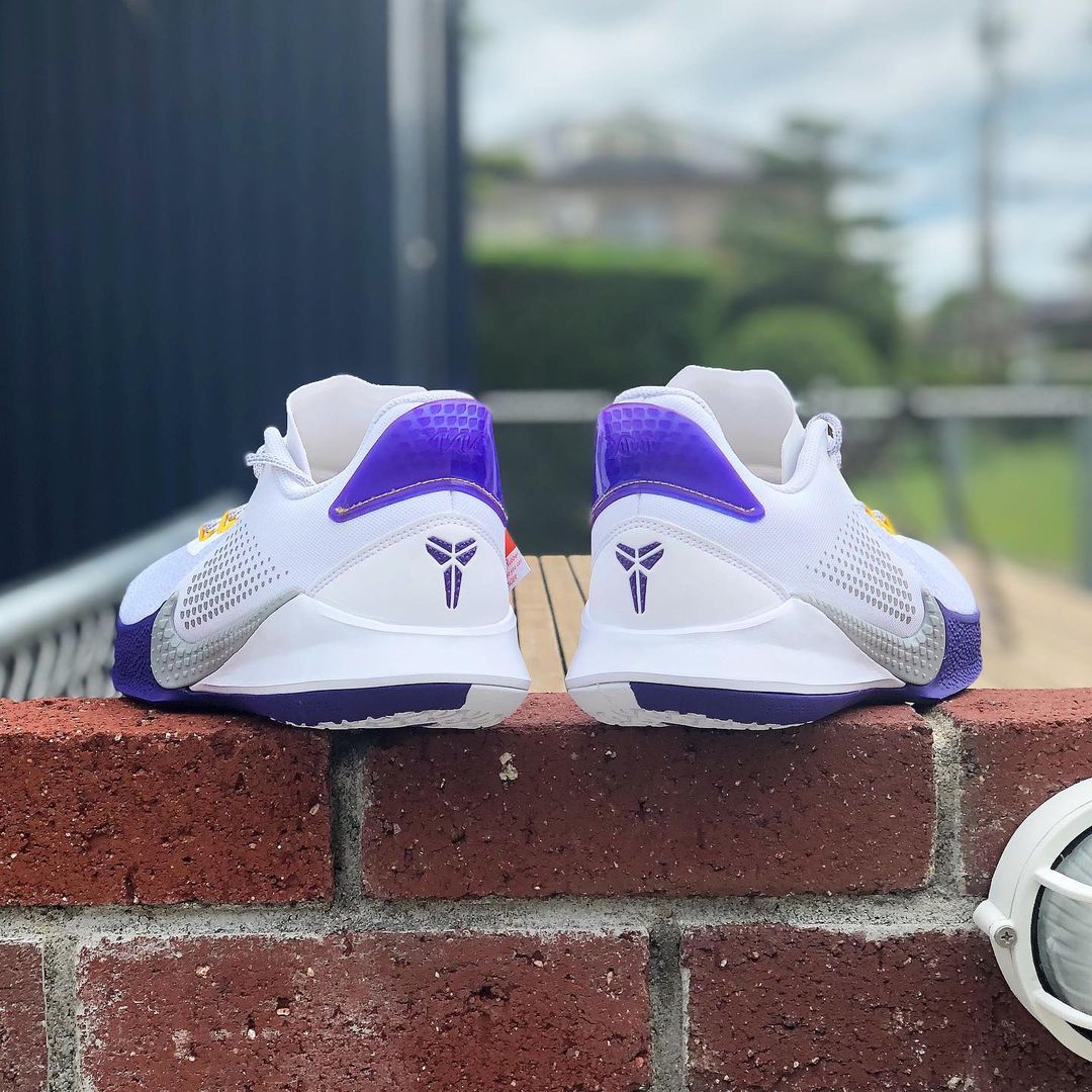NIKE KOBE MAMBA FURY 'LAKERS HOME' ナイキ コービー ブライアント