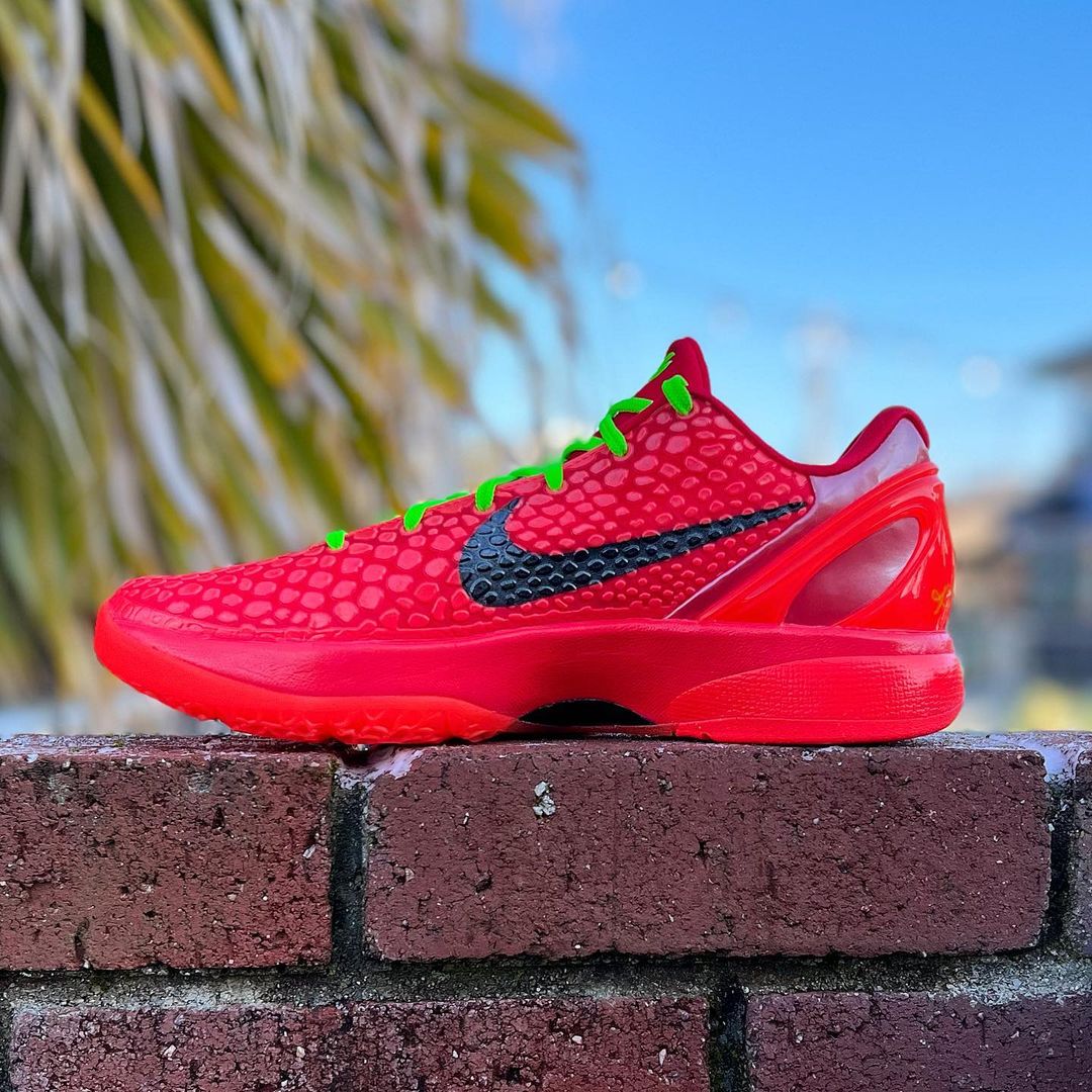 NIKE KOBE 6 PROTRO 'REVERSE GRINCH' ナイキ コービー 6 プロトロ