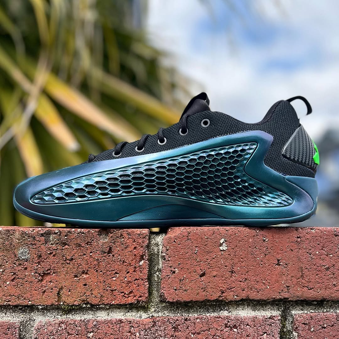 ADIDAS A.E. 1 LOW 'METAMORPHOSIS' アディダス アンソニー エドワーズ