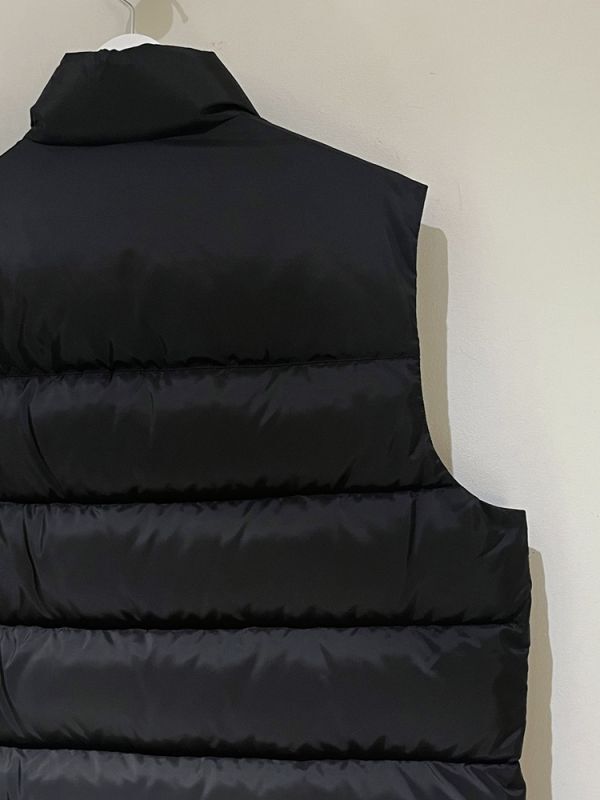 PRADA（プラダ）ダウンベスト ブラック - margin