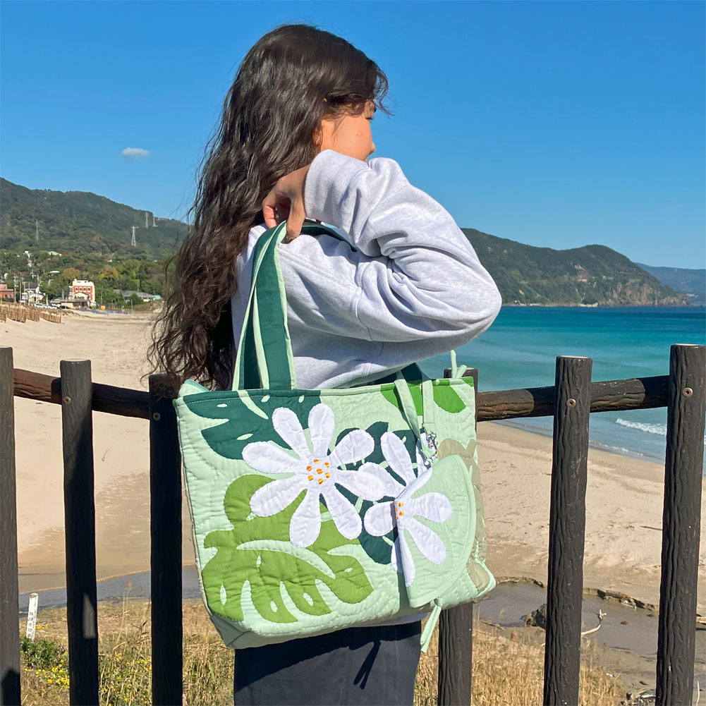 ハワイアンキルト バッグ モンステラ×ティアレ柄 ポーチ付き大