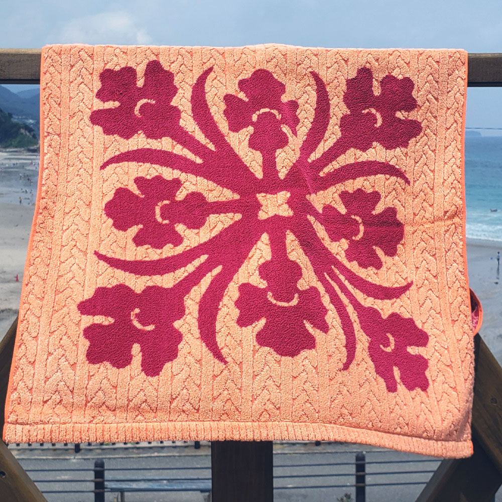 キャシーマム ハワイアンキルト柄 バスタオル オーキッド オレンジ