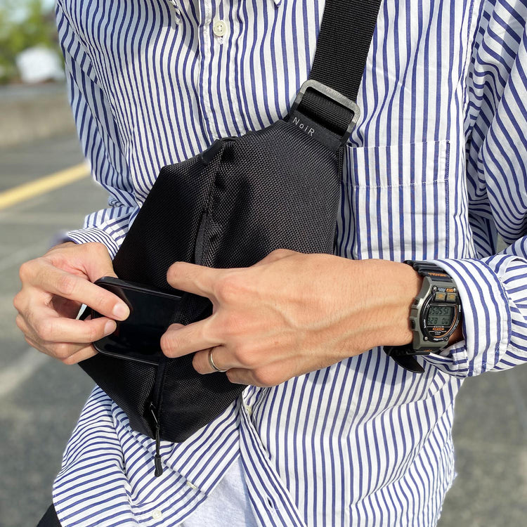 NoiR | ノアール Flask shoulder