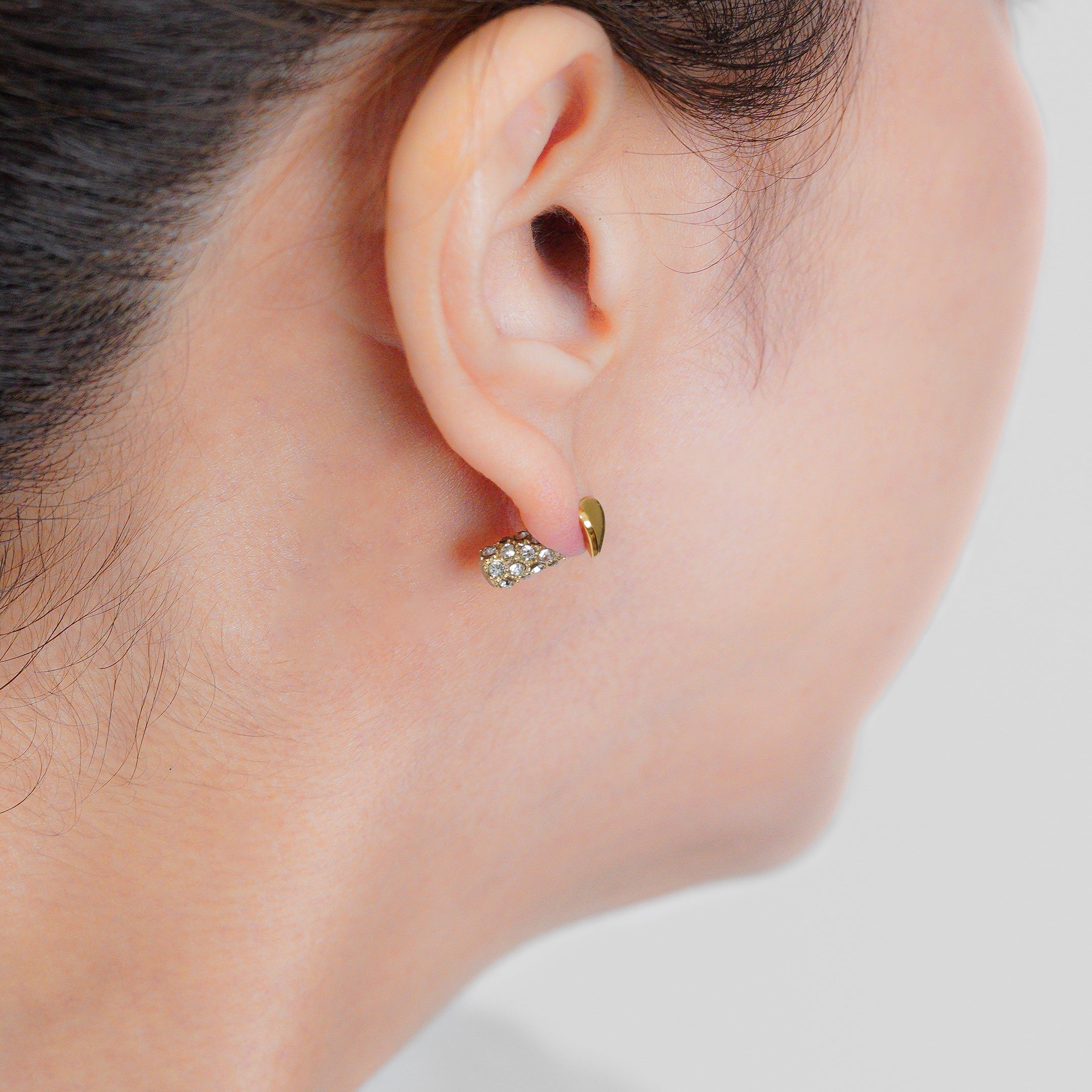 Tiny heart pierce (gold) – MAYU online store