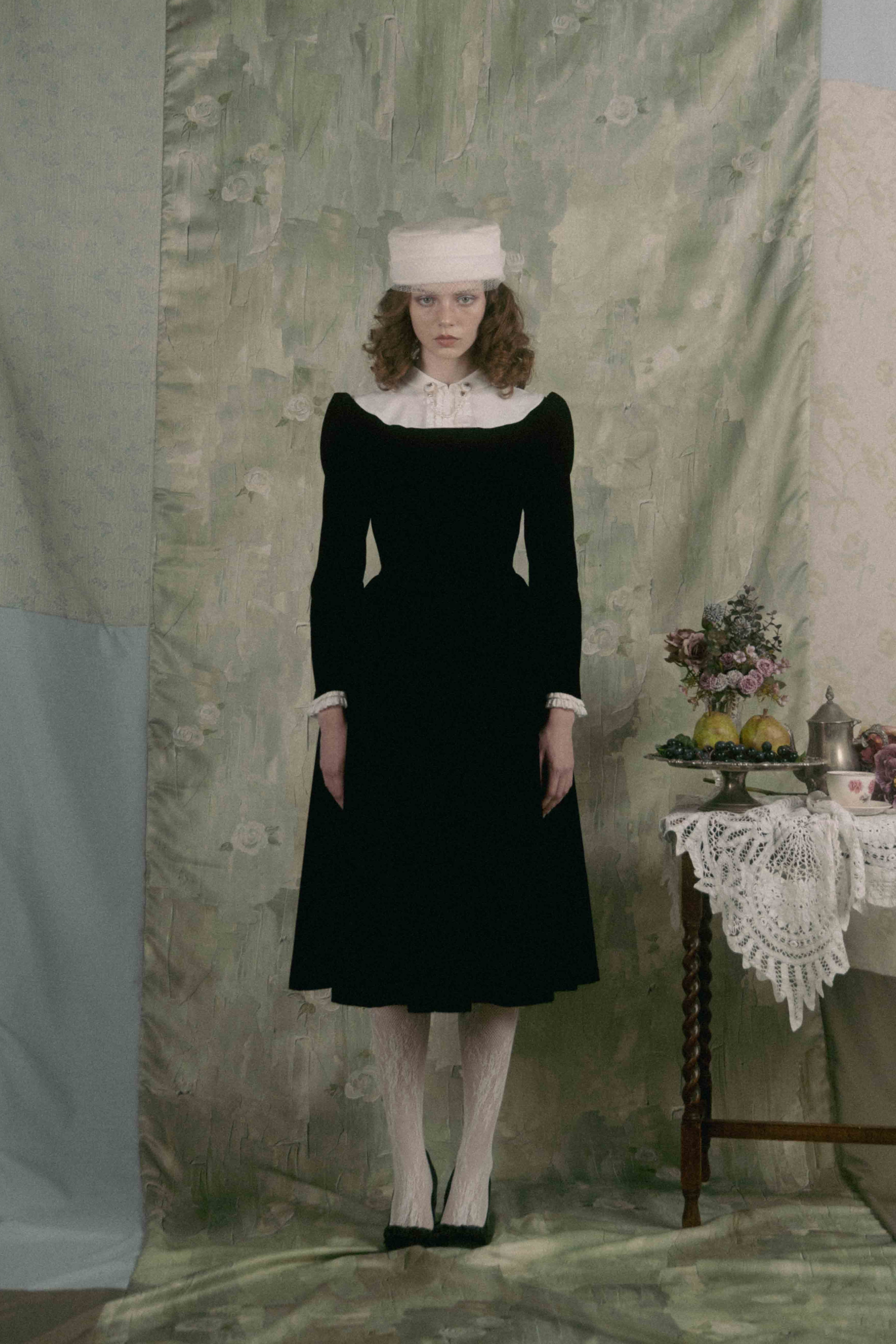 Black museé dress – Mayo Suzuki