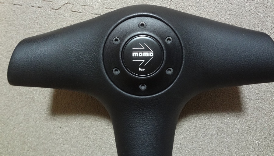 NA8Cの純正モモステアリング | ユーノスロードスターVRリミテッドB