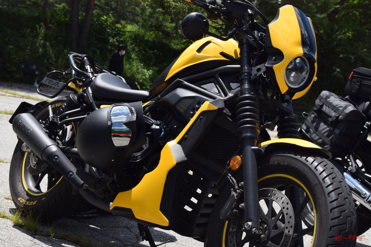 人気車だけに「自分だけの1台を」レブル250カスタムはタイのパーツ