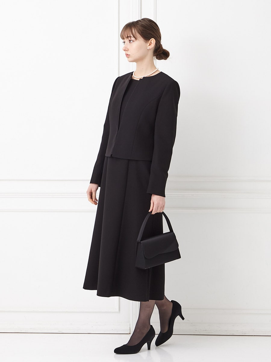 喪服・礼服】セミロング丈ブラックフォーマルアンサンブル（サテン