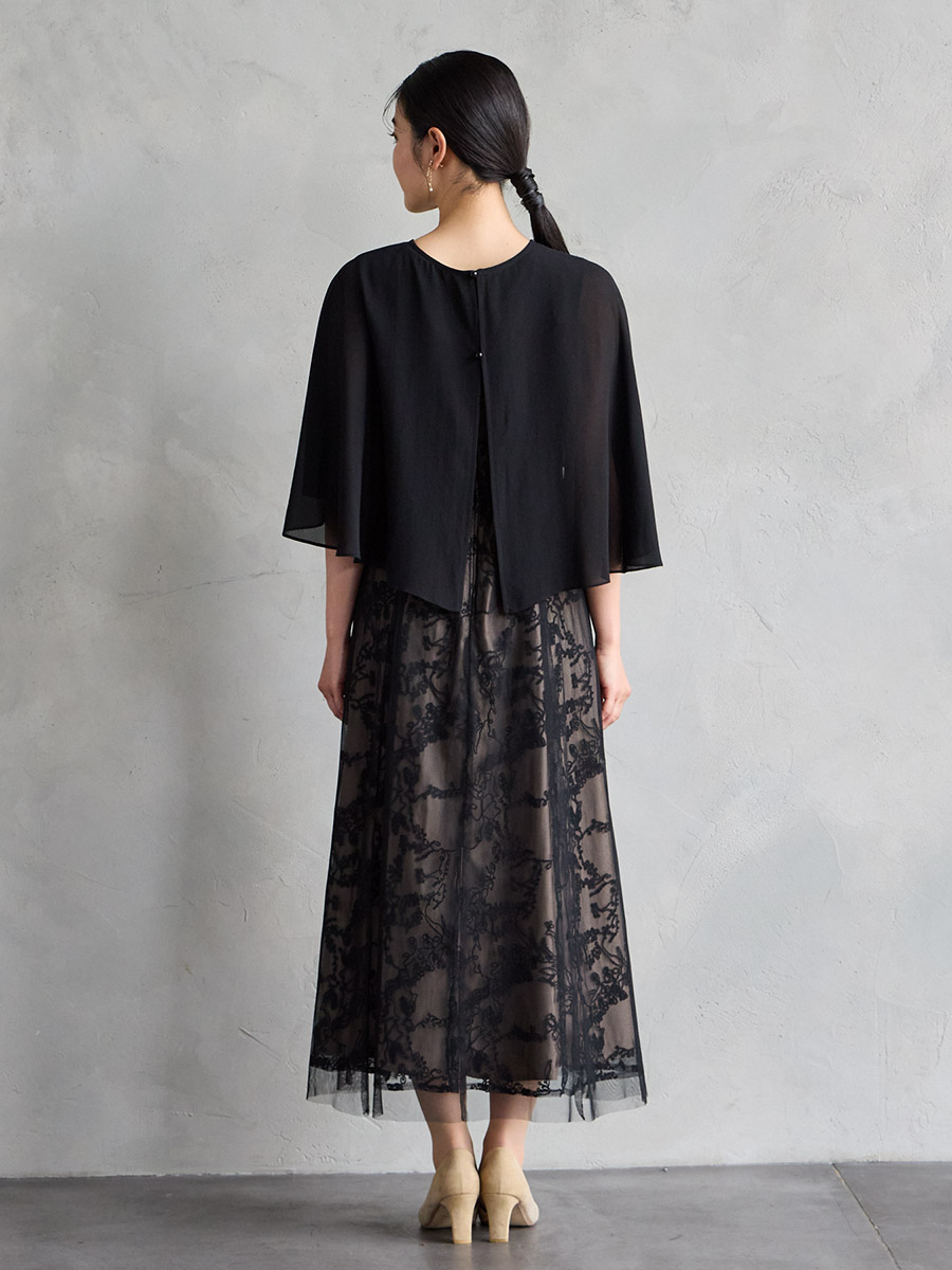 試着キャンペーン対象】ケープ付きチュールレース刺繍ドレス(M