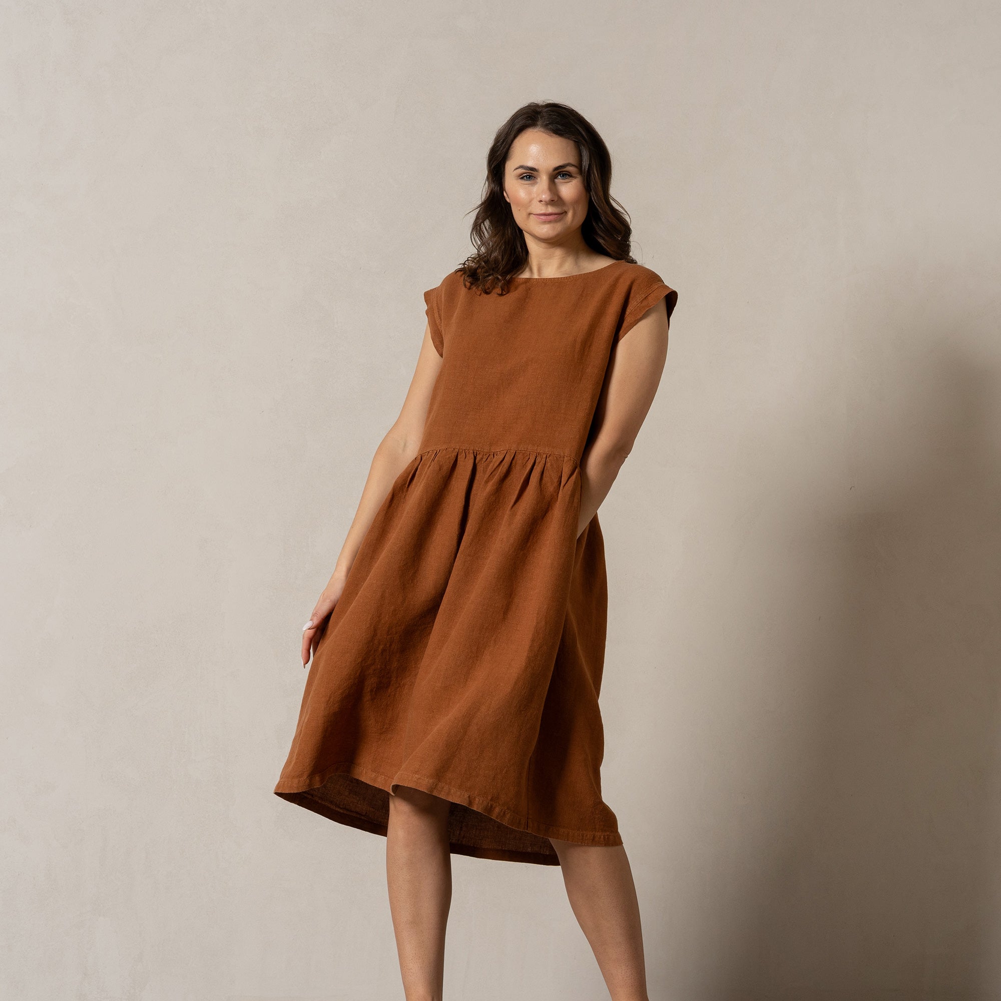 Hypoallergenic Smock Linen Dress Cecilia Stone Green ❤️ menique